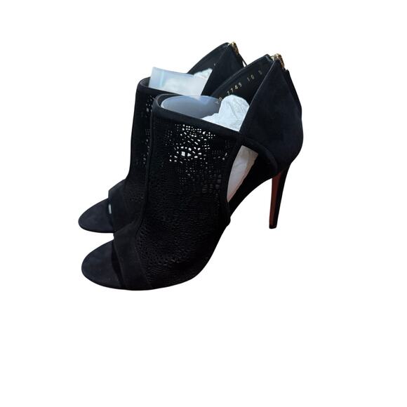 Salvatore Ferragamo Gayle Black Suede Laser-Cut Out Ankle Booties sz. 10B - Picture 5 of 10